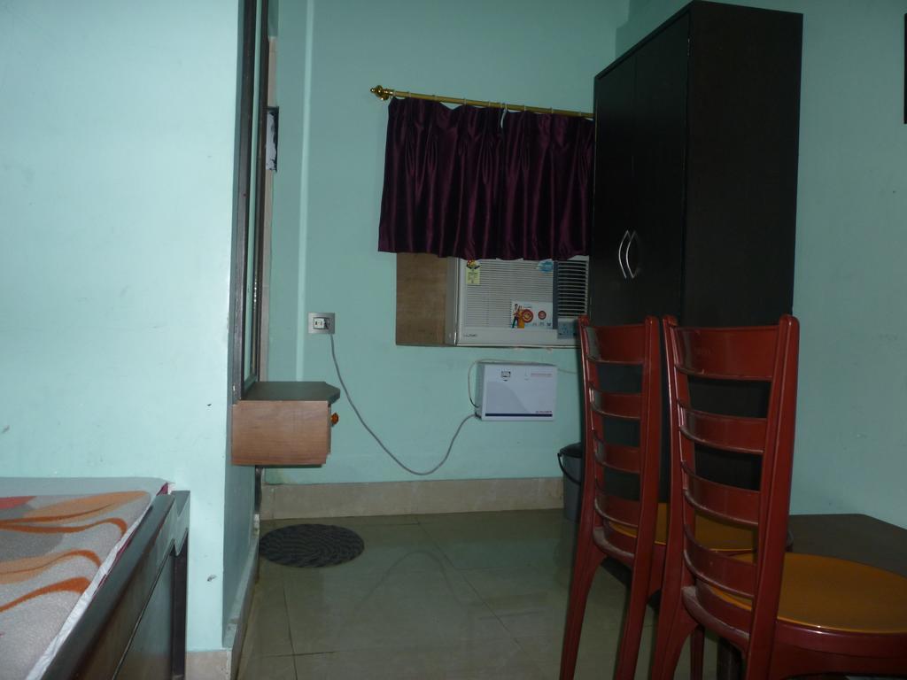 Hotel Nirmal Inn Bhubaneswar Bilik gambar