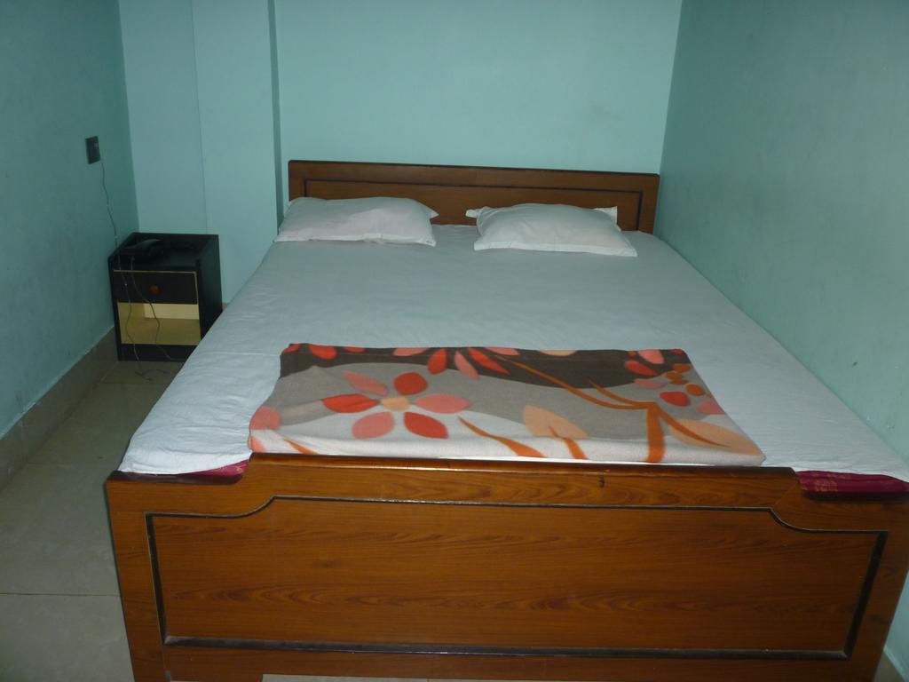 Hotel Nirmal Inn Bhubaneswar Bilik gambar