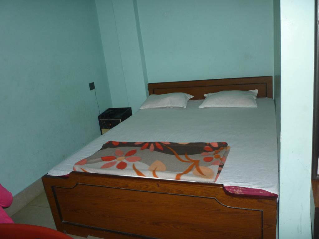 Hotel Nirmal Inn Bhubaneswar Bilik gambar